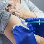 Vaccination COVID 19 ouverture aux plus de 55 ans sans condition