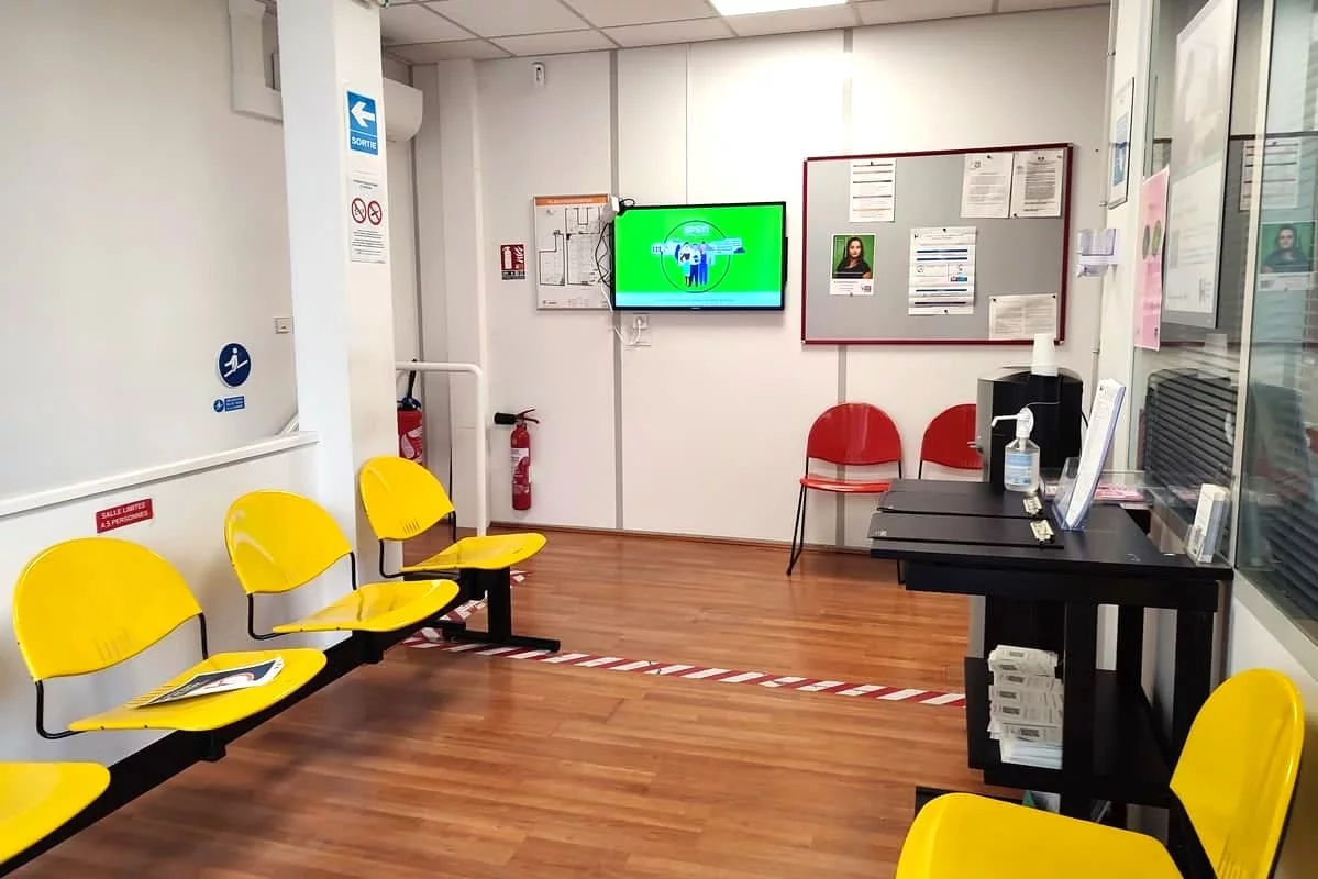 Courbevoie salle attente